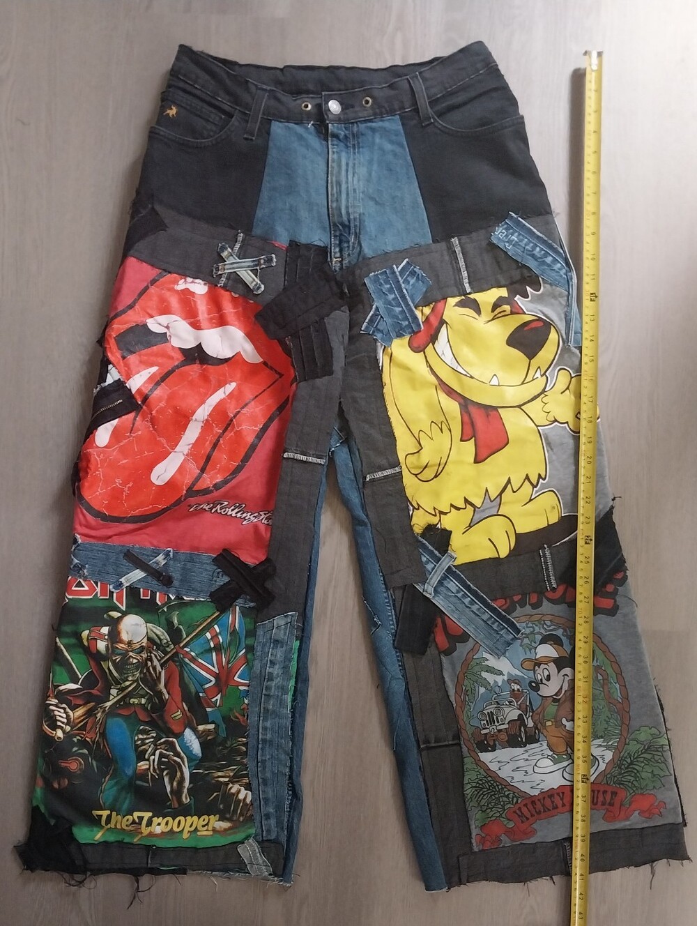 Jeans Black Patchwork Graphic